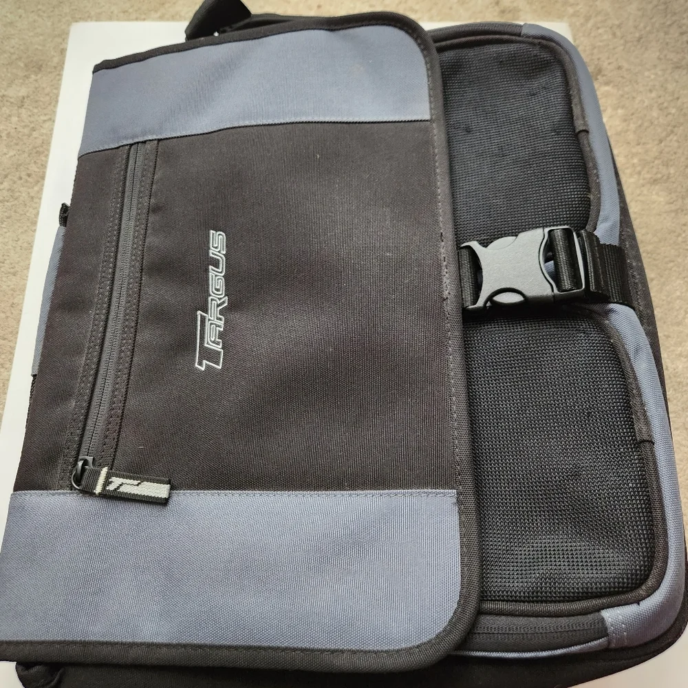 Targus Laptop Messenger Shoulder Bag Black Gray Blue
